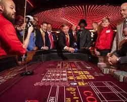 Tampilan balapan dewapokerqq di ponsel